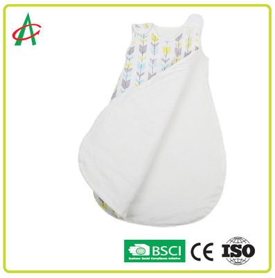 Nefes alabilir 45 * 70 CM Bebek Uyku Tulumu 0.5 Tog - 2.5 Tog 2 Yollu Fermuar